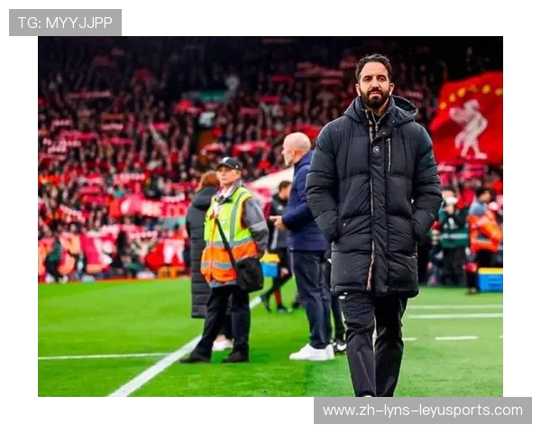 英超教练西装上的小人：探索英超主教练服装细节中的文化寓意